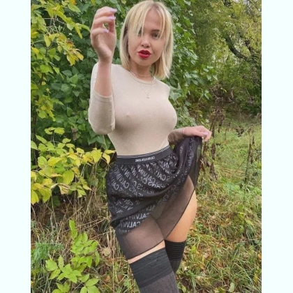 � ��i��   ����  ���a����